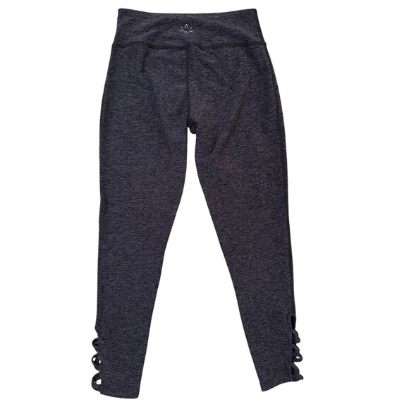 Beyond Yoga Space Dye Capri‎ Leggings with Criss Cross Detail Size Small - Picture 1 of 5